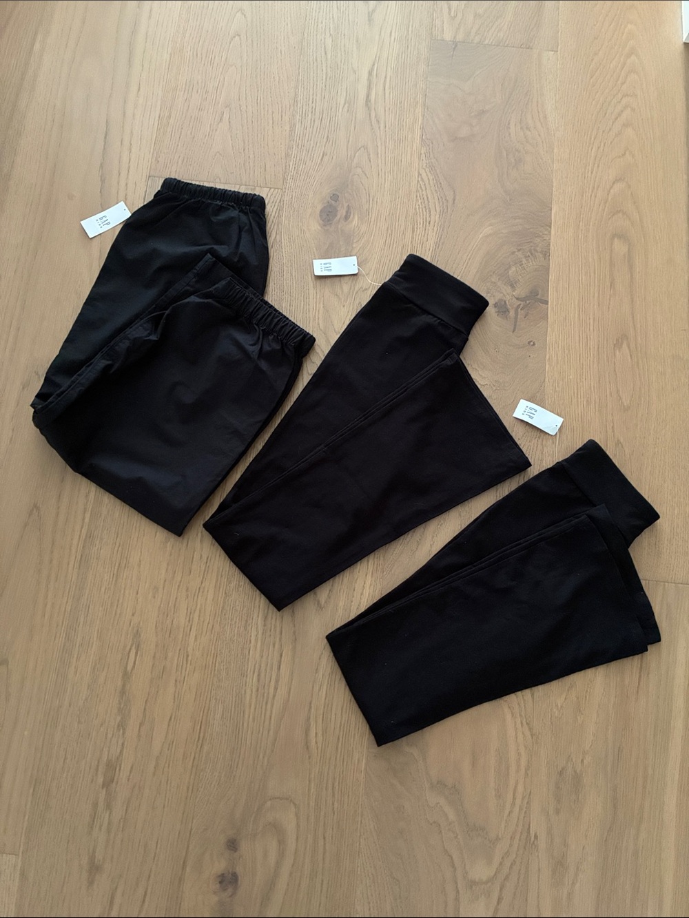 Bundle of 3 Gap Girls Black Active FlareLeggings and Joggers. NWT. Size L & XL.